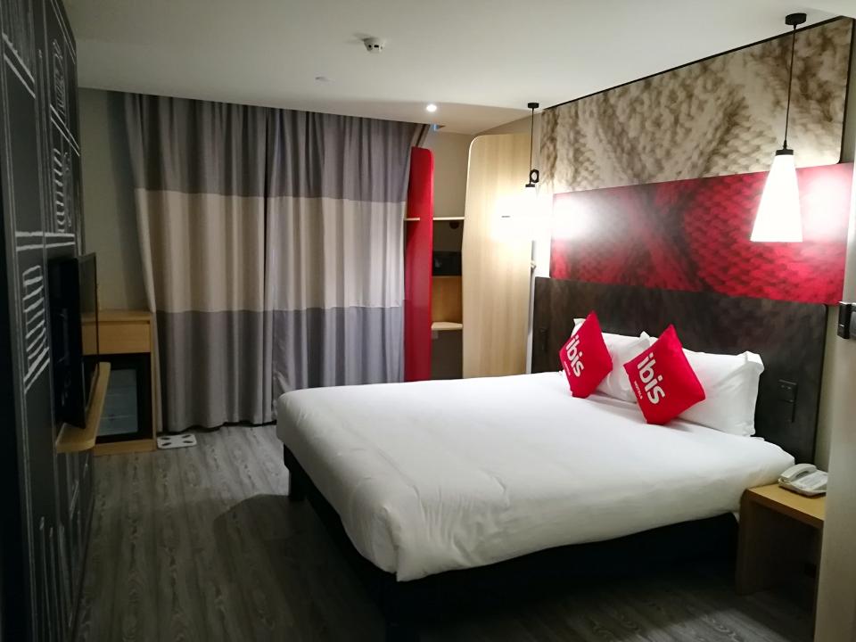 Ibis Guangzhou Yuexiu Park Metro Station Hotel Exterior photo